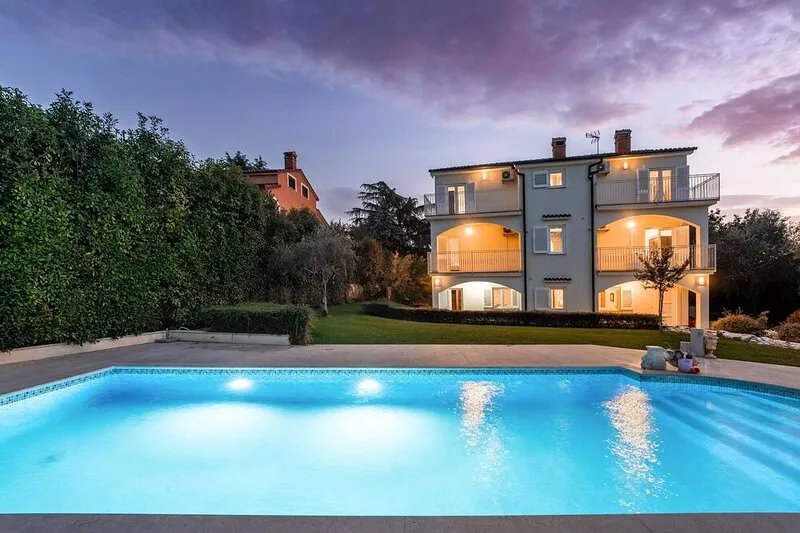 Fantastic villa for 12 people near the sea 7 bedrooms