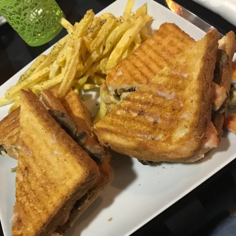 Vintage Grill House