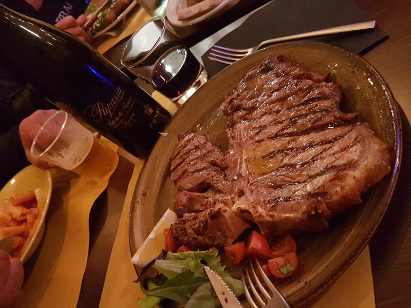 Dama's Steakhouse
