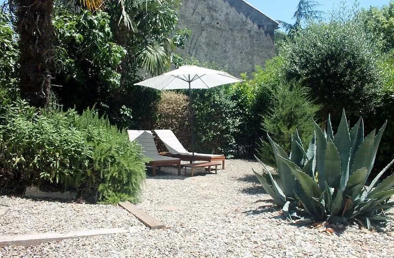 Cosy gîte based in the heart of a rural village, 25 mins from Carcassonne