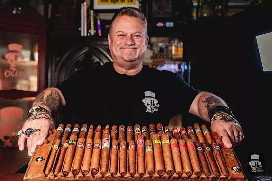 Head Case Cigars