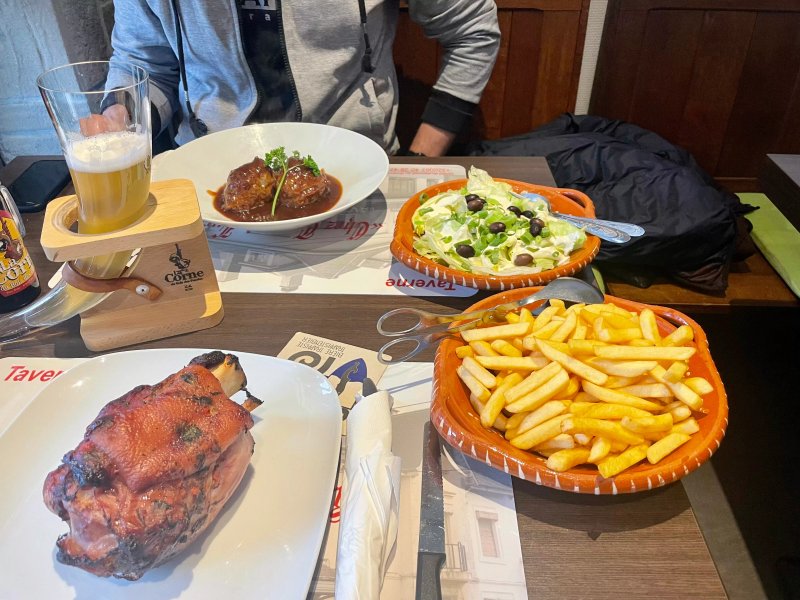 Taverne Chez Tony & Lucy