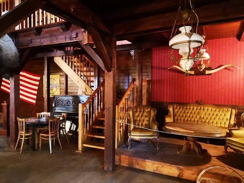Cowboy Billy's Saloon