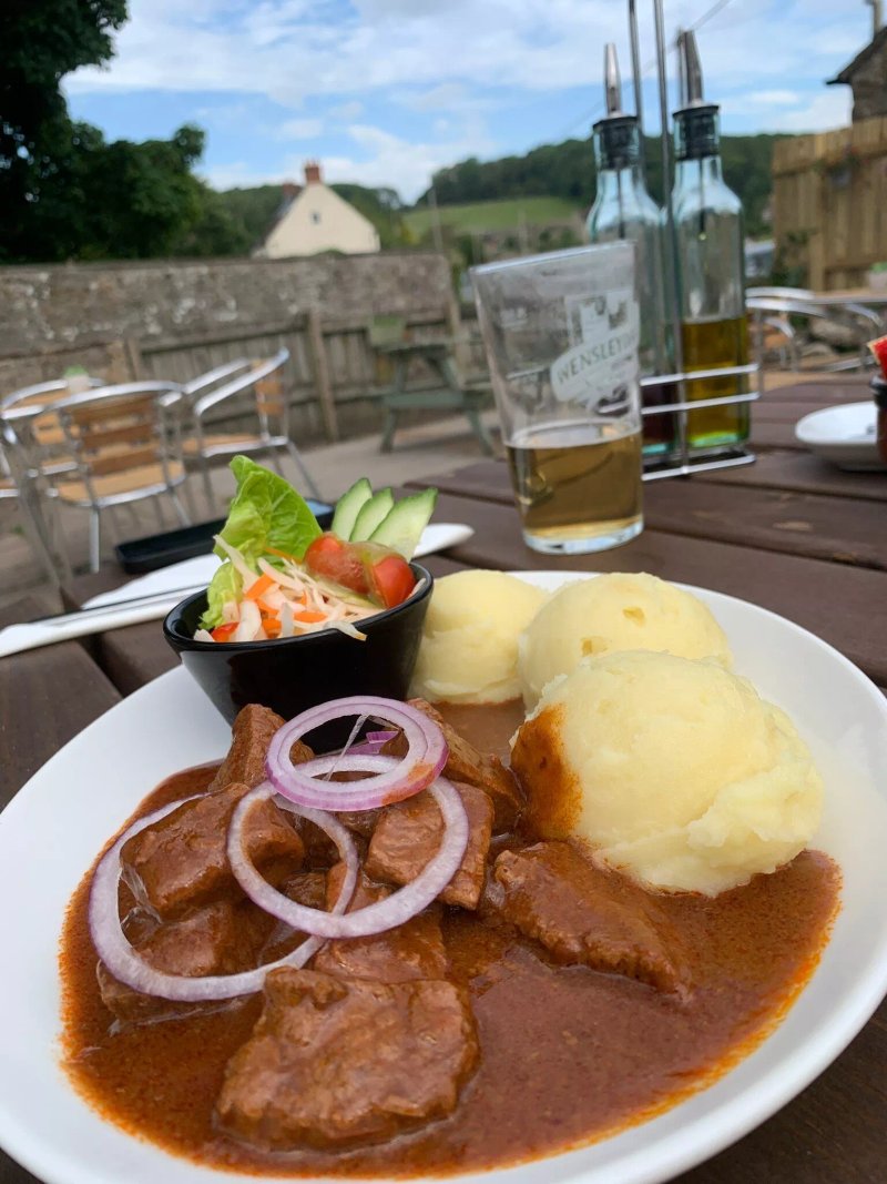 The Old Horn Inn