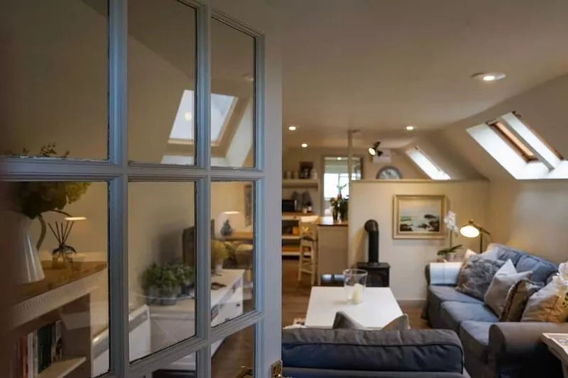 Luxurious Romance Awaits at The Barn: A Quintessential Cotswolds Retreat for