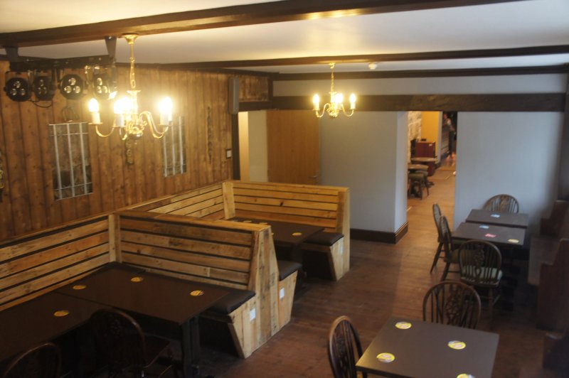 Tyn-y-Groes INN