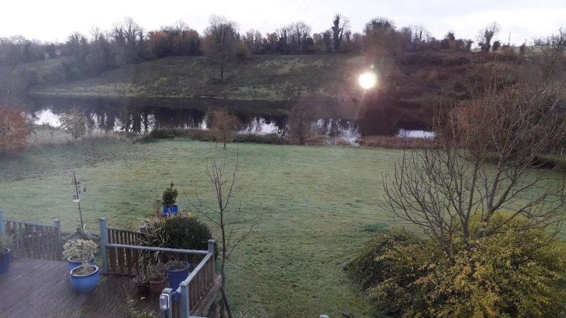 WwRiverside Cottage