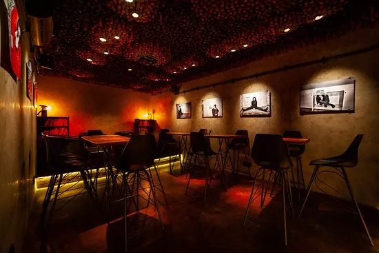 Bar 22