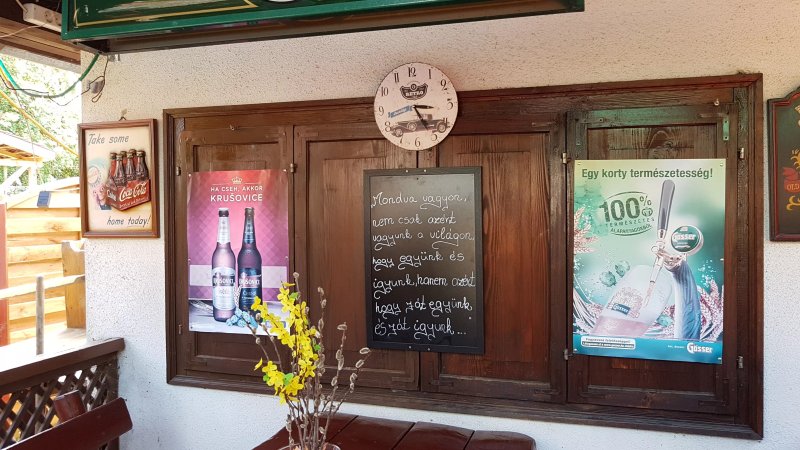 Harmaskonyv Inn