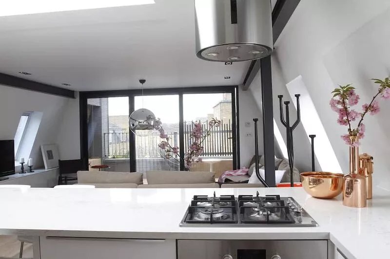 NEW LISTING Magical Urban Retreat