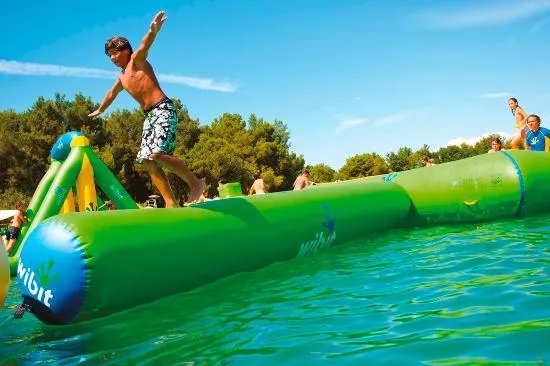 Renacland aquaparc & locations.
