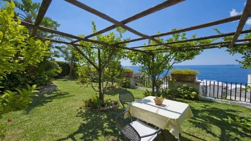 Casa Santacroce 2 with large garden