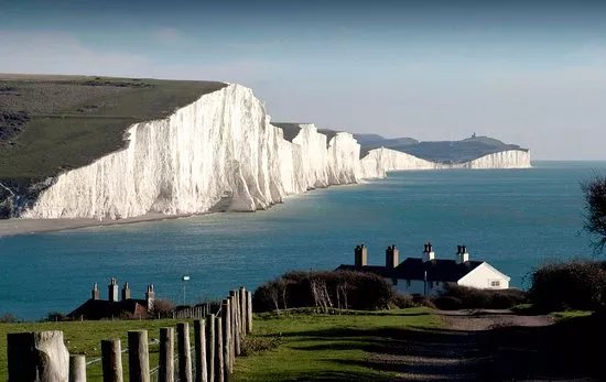 Brighton & Beyond Tours