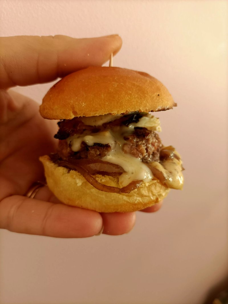Clarinda Burger Par Robert Et Celia Cuisinent