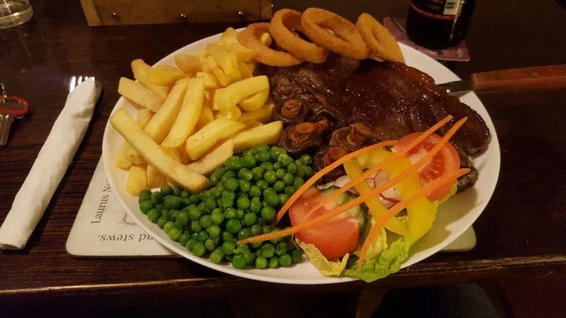 The Horse and Groom