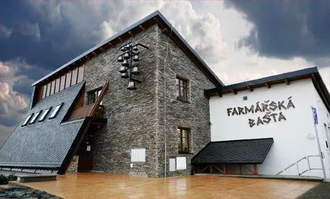Farmarska basta