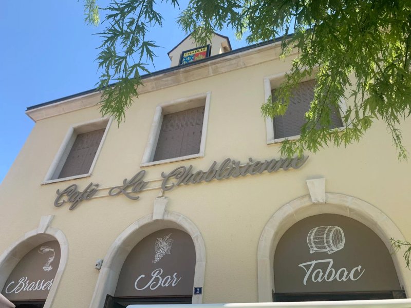 Cafe La Chablisienne