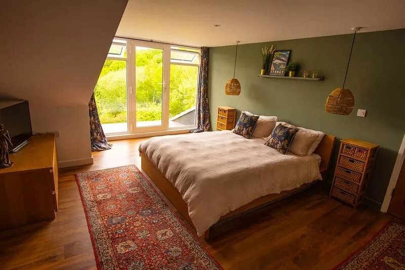 Woodbury: Country house, stunning views & hot tub