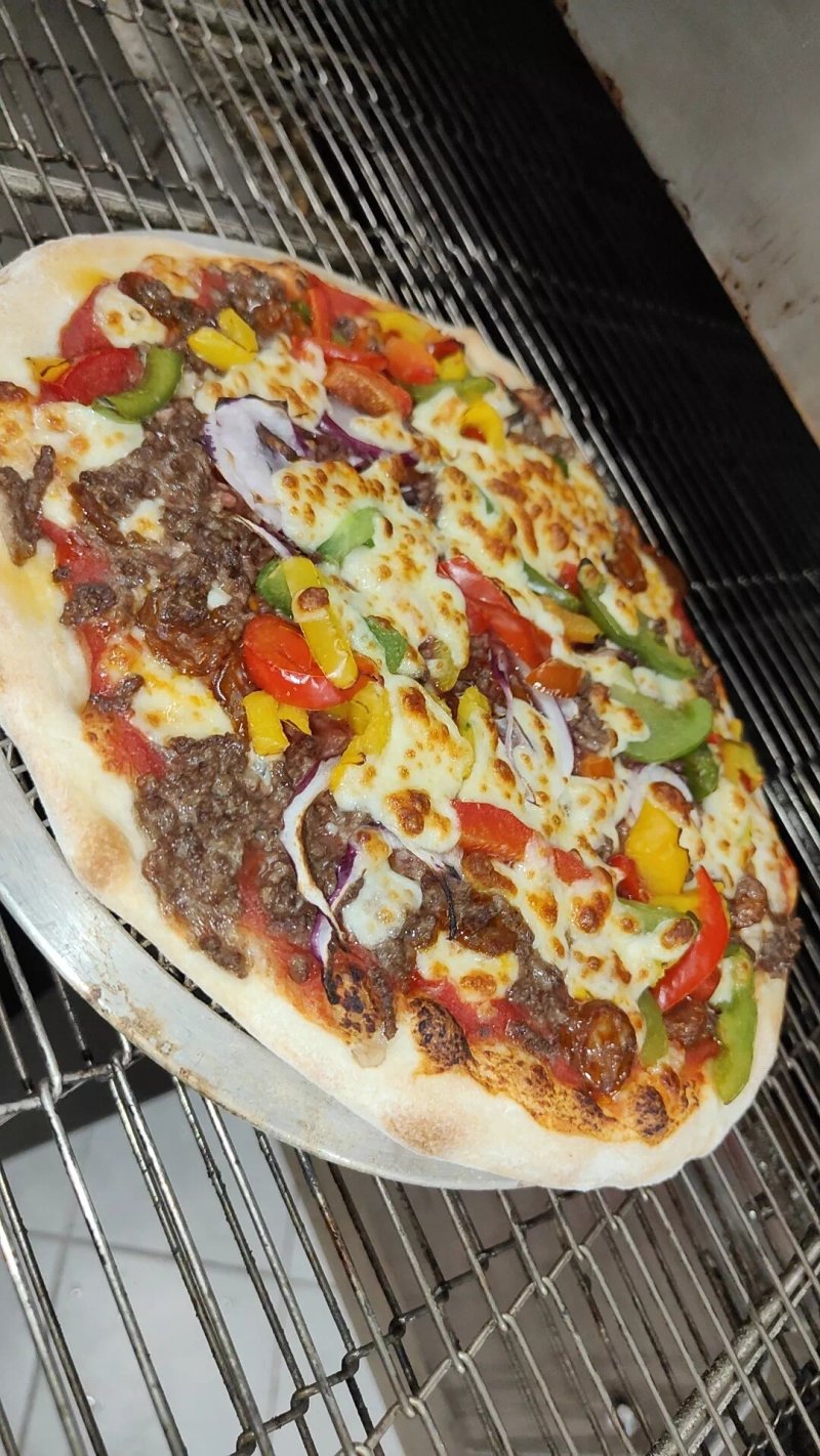 No Limit Pizza