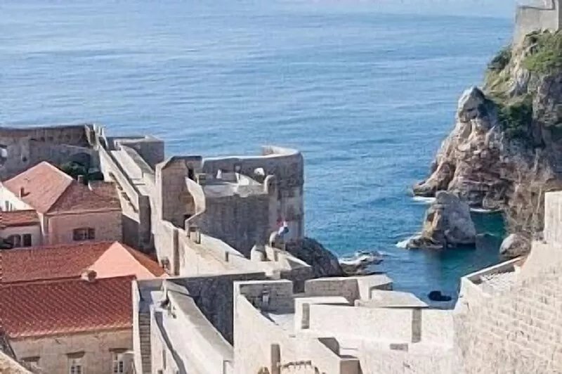 Apartment Noa-Great Modern,recently Renovated With Amazing Views Of The Old Town