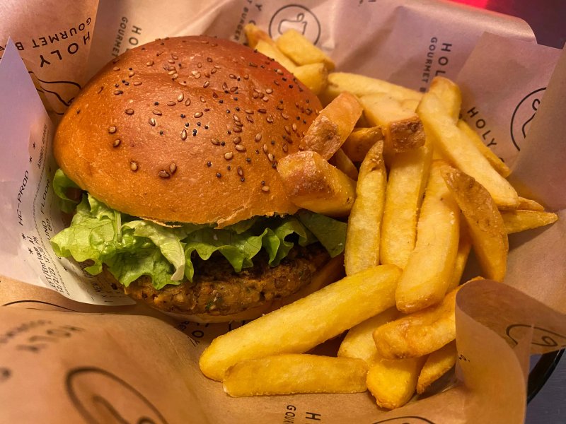 Holy Cow! Gourmet Burger Co. LAUSANNE EPFL