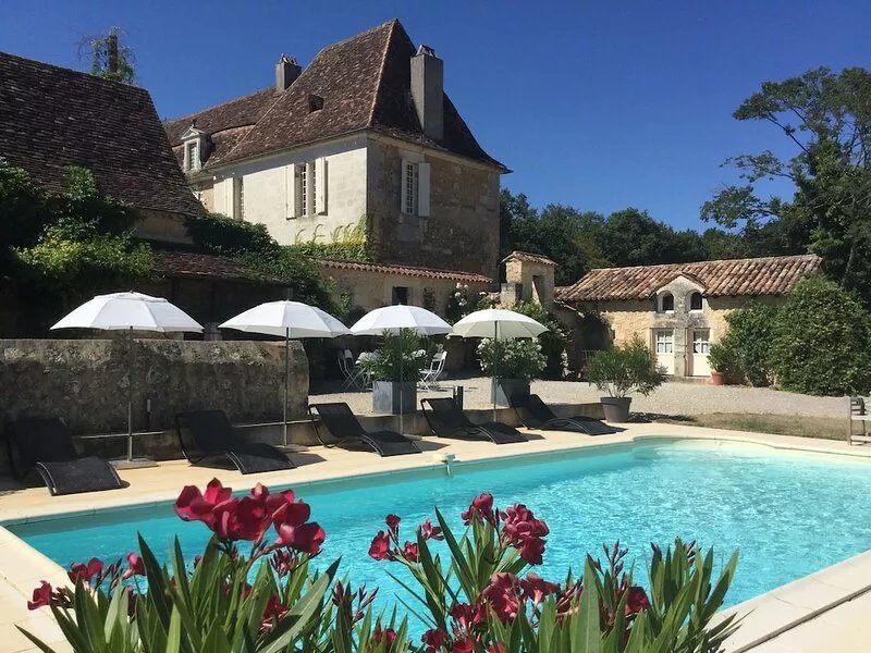 Castle prestige eighteenth Bergerac Dordogne Perigord 30 hectares