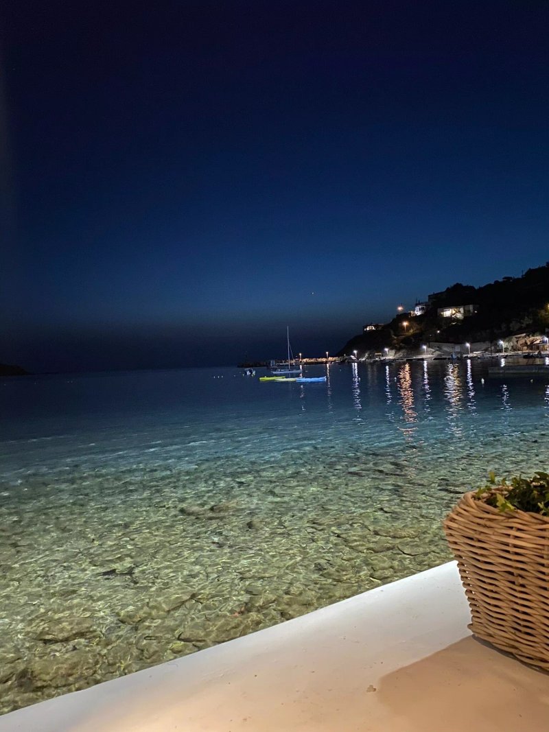Syra Suites