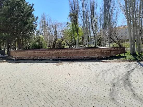 Antigua barcaza del canal