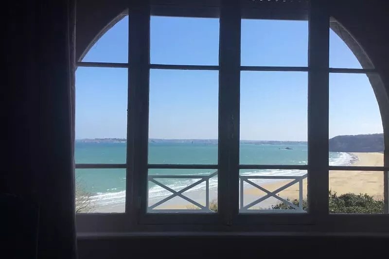 Large family stone villa with exceptional sea view