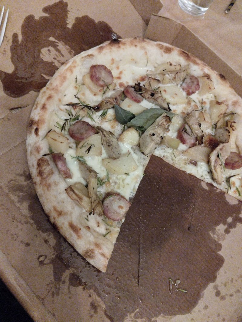Lazzaro Pizza