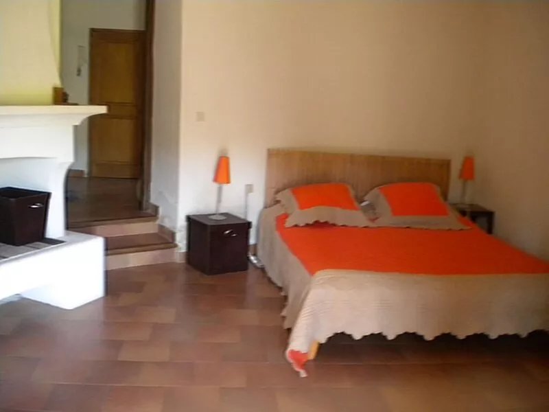 Seasonal rental House with pool Luberon