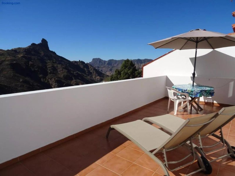 Apartamentos El Almendro