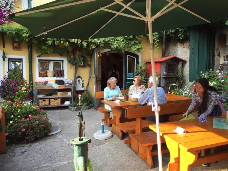 Heurigenkeller Graf