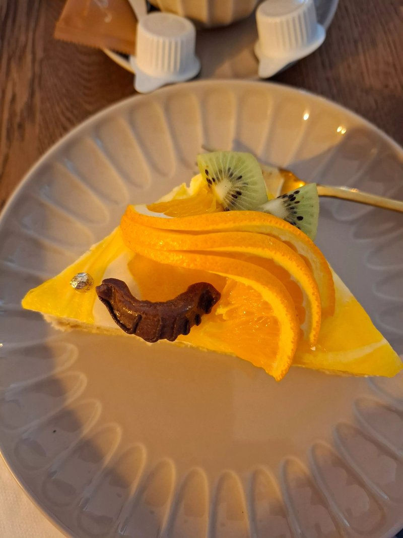 Cafe & Konditorei „tausendschon“