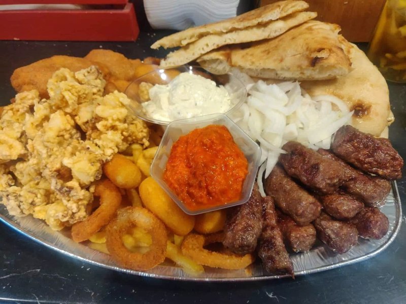 Galaksija okrepcevalnica in sladolednica
