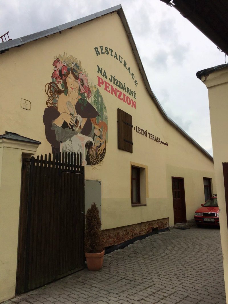 Penzion Na Jizdarne