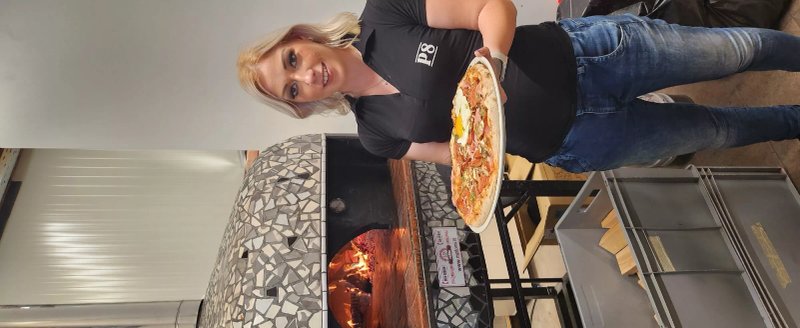 P8 Restaurant & Bar
