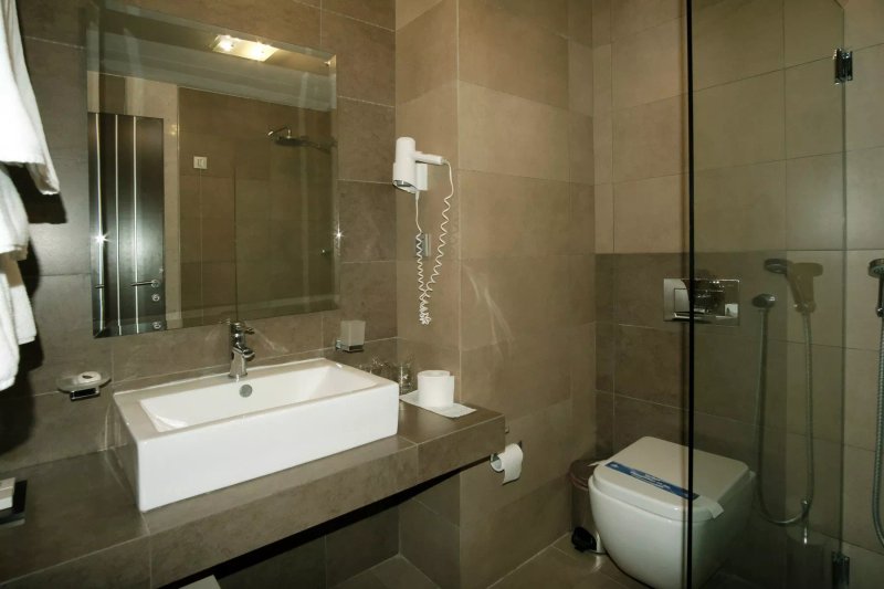 Apollonia Hotel