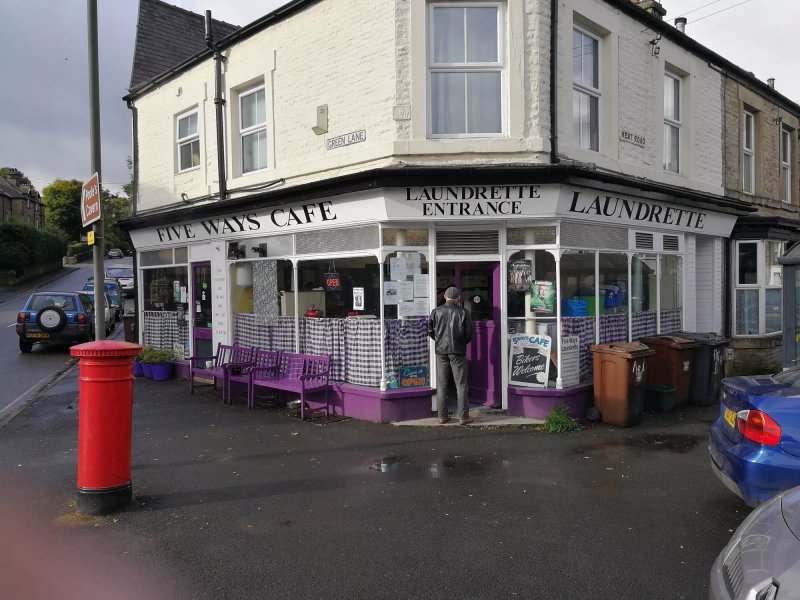 fiveways CAFE and Laundrette