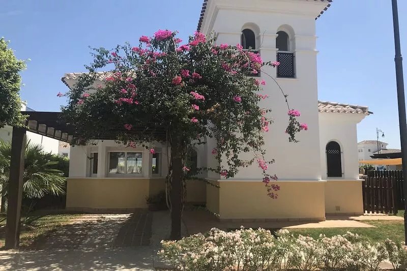 Luxury Air Conditioned Villa with private pool on stunning La Torre Golf Resort
