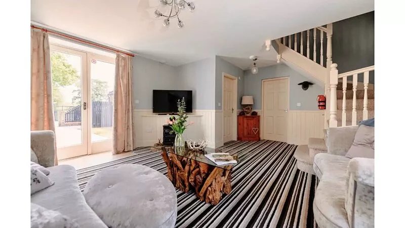 Rural three-bedroom barn conversion
