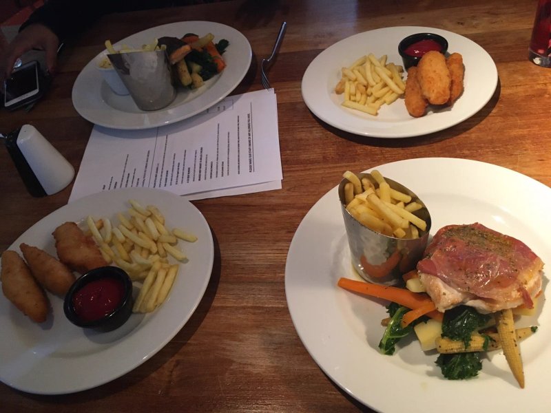 Barnabys Restaurant