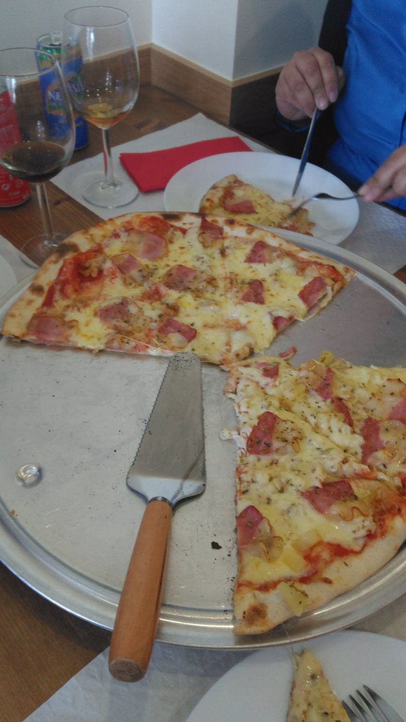 Cosmos pizza