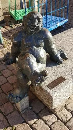 Skulptur "Guter Hausgeist"