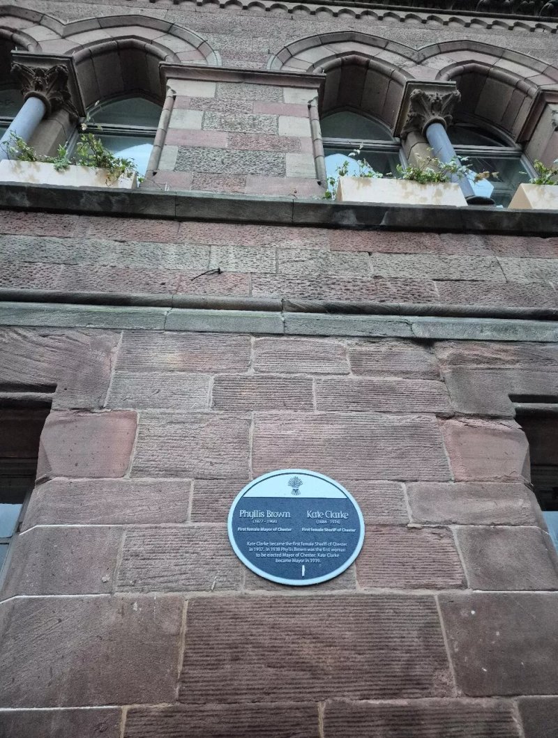 Phyllis Brown & Kate Clarke Blue Plaque