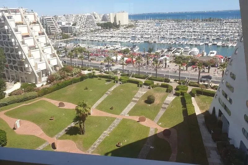 120M2 EXCEPTIONAL VIEW A 180 ° SEA PORT AND TERRACE 80M2 BRIGHT