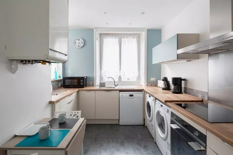Le Hauban - Three Bedroom Apartment, Sleeps 6