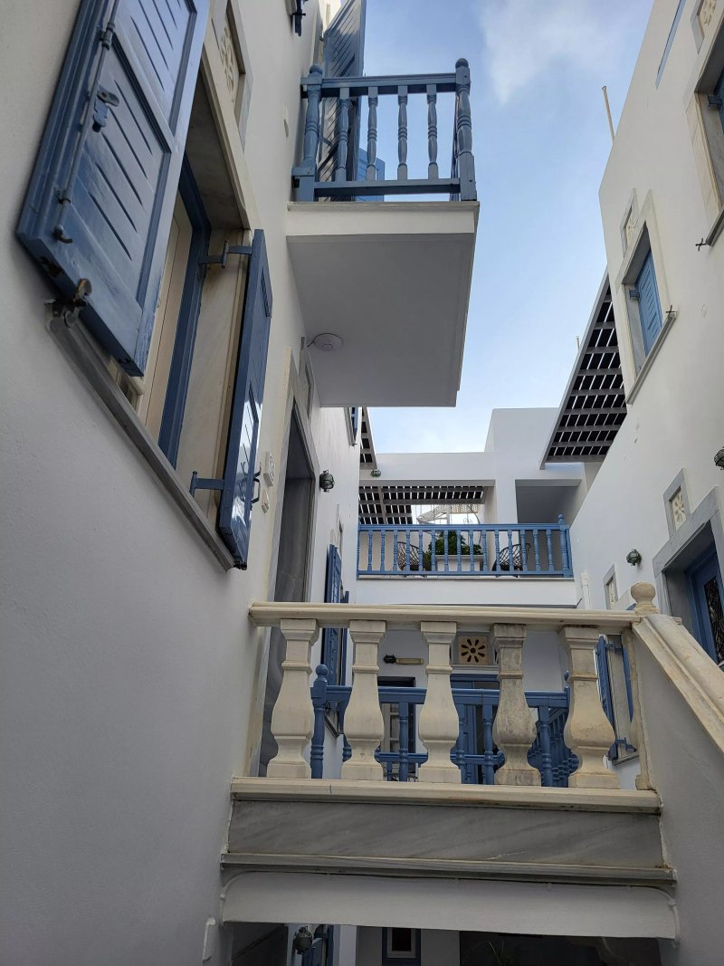 Manto Apartments