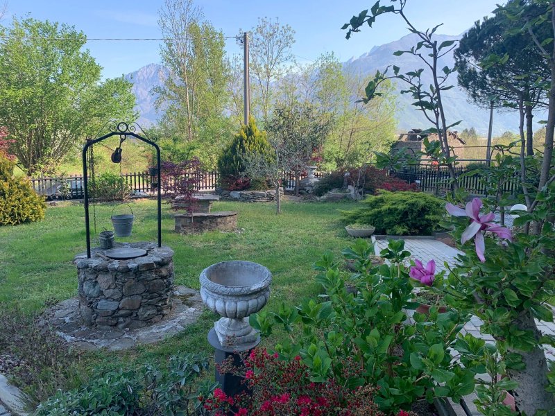 Eden Guest House Colico