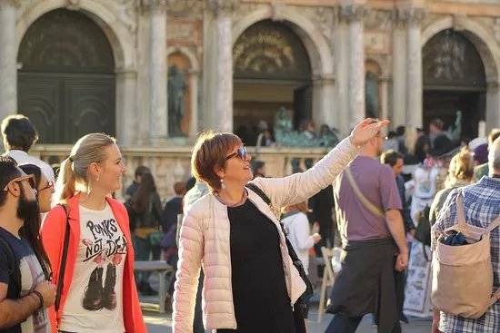 Tourist Guide in Venice and Verona in Russian - Marina